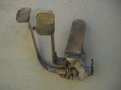 1968 pedal Pedal assembly, 1968-1979 Bug, Super Beetle — Interstate Used Parts